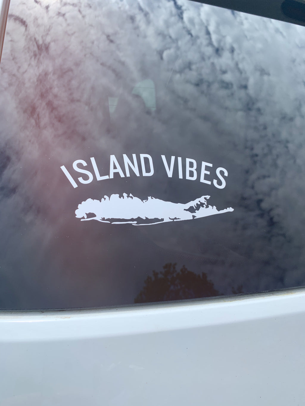ISLAND VIBES LI|NY . decal